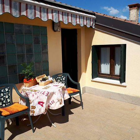 Casa Madonnina Daire Dossobuono Dış mekan fotoğraf